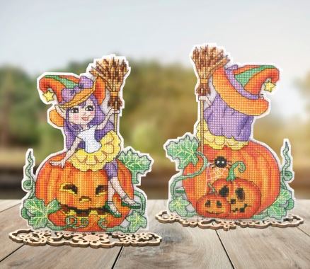 click here to view larger image of Happy Halloween (counted cross stitch kit)